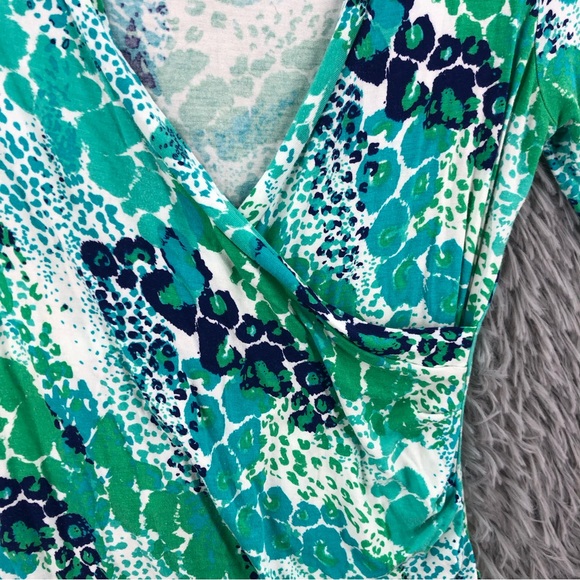 Cabi Blouse Womens Medium Faux Wrap Animal Print Top - Picture 3 of 9